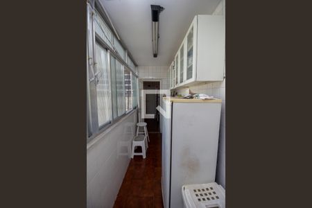 Apartamento à venda com 202m², 3 quartos e 1 vagaÁrea de Serviço