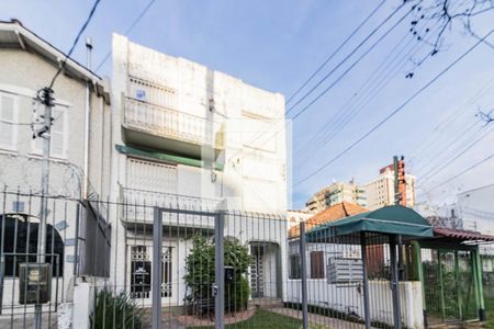 Apartamento à venda com 97m², 3 quartos e sem vaga Apartamento à venda com 97m², 3 quartos e sem vagaFachada