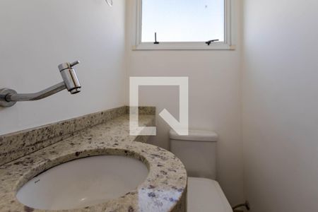 Lavabo de casa de condomínio para alugar com 2 quartos, 80m² em Vila Mogilar, Mogi das Cruzes