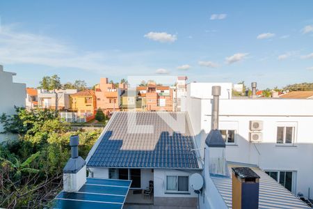 Casa de condomínio à venda com 177m², 3 quartos e 2 vagasVista