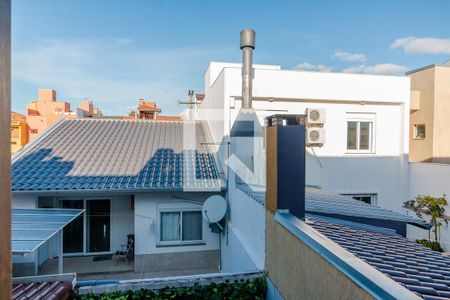 Casa de condomínio à venda com 177m², 3 quartos e 2 vagasVista