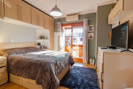 Casa de condomínio à venda com 177m², 3 quartos e 2 vagasQuarto 1