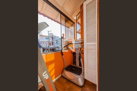 Casa de condomínio à venda com 177m², 3 quartos e 2 vagasQuarto 1 - varanda