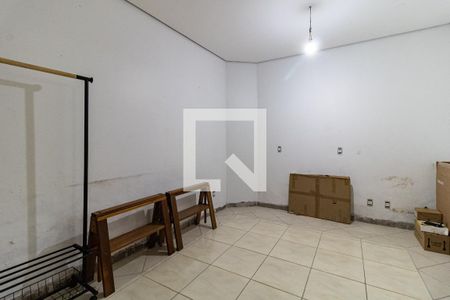 Casa à venda com 248m², 5 quartos e 2 vagas Casa à venda com 248m², 5 quartos e 2 vagasQuarto 5
