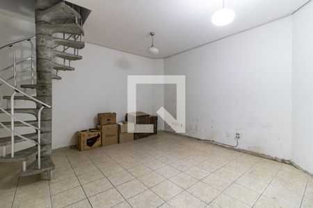 Casa à venda com 248m², 5 quartos e 2 vagas Casa à venda com 248m², 5 quartos e 2 vagasQuarto 4