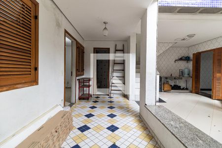 Casa à venda com 248m², 5 quartos e 2 vagas Casa à venda com 248m², 5 quartos e 2 vagasÁrea do Quarto 4 e 5