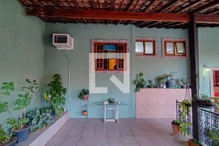 Casa à venda com 400m², 4 quartos e 2 vagasfrente do imovel