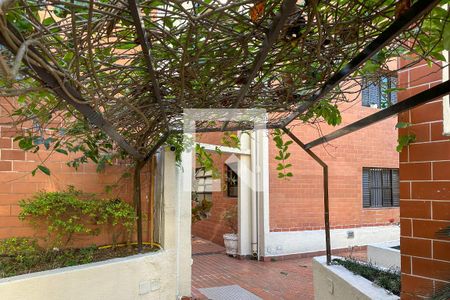 Apartamento para alugar com 45m², 1 quarto e sem vaga Apartamento para alugar com 45m², 1 quarto e sem vagaEntrada