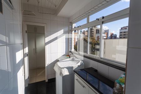 Apartamento à venda com 140m², 3 quartos e 2 vagasÁrea de Serviço
