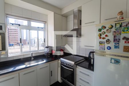 Apartamento à venda com 140m², 3 quartos e 2 vagasCozinha