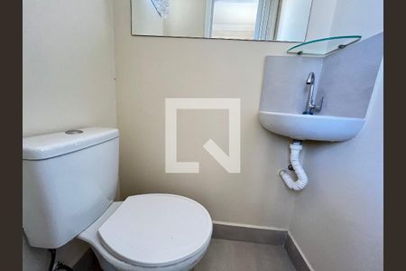 Apartamento à venda com 153m², 3 quartos e 1 vaga Apartamento à venda com 153m², 3 quartos e 1 vagaBanheiro de serviço
