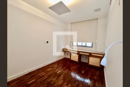 Apartamento para alugar com 86m², 2 quartos e 2 vagas Apartamento para alugar com 86m², 2 quartos e 2 vagasSuíte