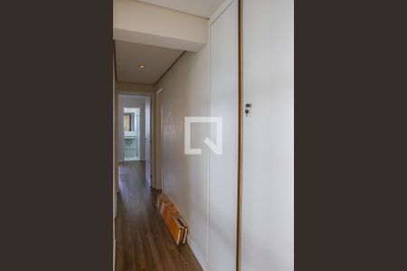 Corredor de apartamento para alugar com 2 quartos, 59m² em Lapa, São Paulo