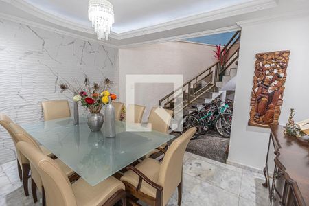 Casa à venda com 591m², 4 quartos e 3 vagasCopa