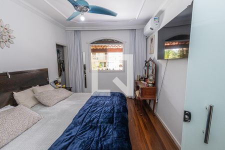 Casa à venda com 591m², 4 quartos e 3 vagasQuarto 3 / Suite e closet