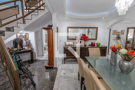 Casa à venda com 591m², 4 quartos e 3 vagasCopa