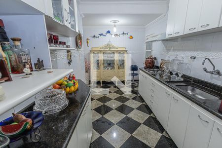 Casa à venda com 591m², 4 quartos e 3 vagasCozinha