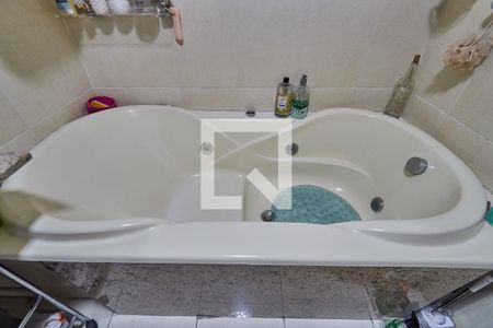 Apartamento à venda com 116m², 2 quartos e 1 vaga Apartamento à venda com 116m², 2 quartos e 1 vaga Banheiro da Suíte