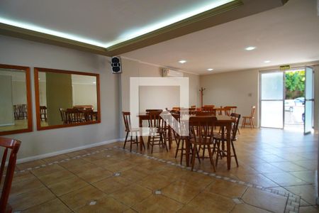 Apartamento para alugar com 64m², 2 quartos e 1 vagaÁrea comum