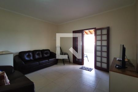 Casa à venda com 110m², 3 quartos e 2 vagas Casa à venda com 110m², 3 quartos e 2 vagasSala