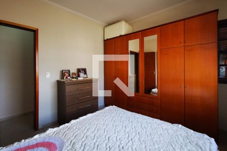 Casa à venda com 110m², 3 quartos e 2 vagas Casa à venda com 110m², 3 quartos e 2 vagasQuarto 2