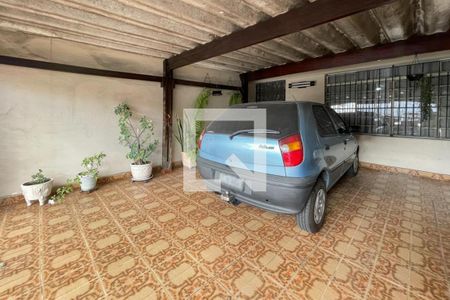 Casa à venda com 167m², 3 quartos e 2 vagas Casa à venda com 167m², 3 quartos e 2 vagasGaragem