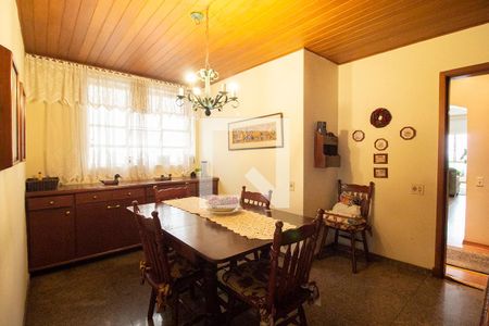 Apartamento para alugar com 370m², 6 quartos e 3 vagasSala