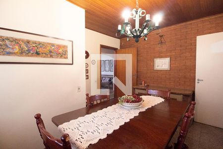 Apartamento para alugar com 370m², 6 quartos e 3 vagasSala