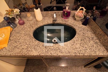 Apartamento para alugar com 370m², 6 quartos e 3 vagasBanheiro