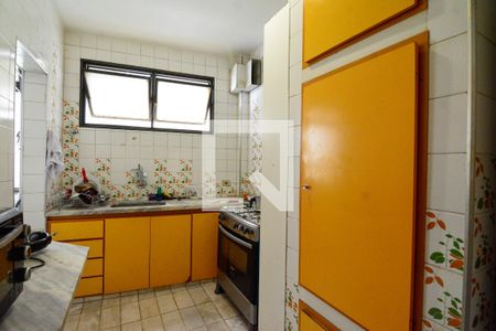 Apartamento à venda com 119m², 3 quartos e 1 vaga Apartamento à venda com 119m², 3 quartos e 1 vagaCozinha