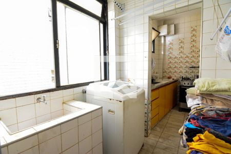 Apartamento à venda com 119m², 3 quartos e 1 vaga Apartamento à venda com 119m², 3 quartos e 1 vagaÁrea de Serviço