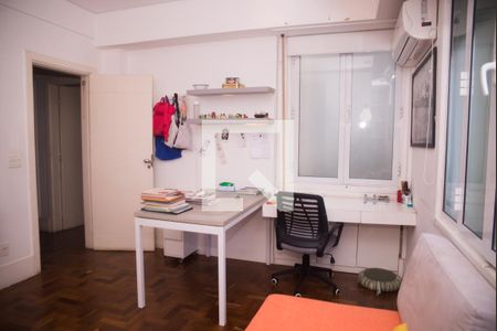 Apartamento à venda com 156m², 3 quartos e 3 vagasQuarto 2