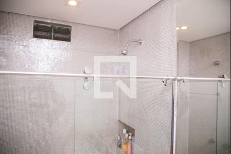 Apartamento à venda com 156m², 3 quartos e 3 vagasBanheiro 2
