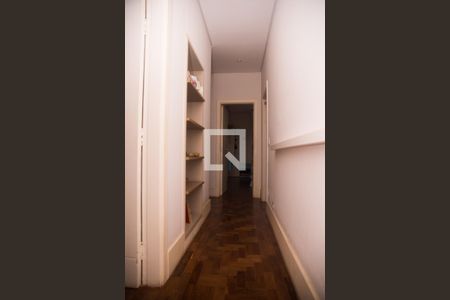 Apartamento à venda com 156m², 3 quartos e 3 vagasCorredor