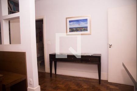 Sala de apartamento à venda com 3 quartos, 156m² em Bela Vista, São Paulo