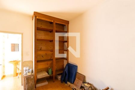 Casa à venda com 544m², 5 quartos e 5 vagas Casa à venda com 544m², 5 quartos e 5 vagasQuarto de serviço