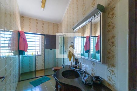 Casa à venda com 544m², 5 quartos e 5 vagas Casa à venda com 544m², 5 quartos e 5 vagasBanheiro 1