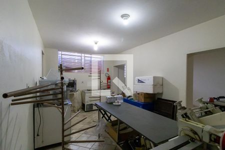 Casa à venda com 544m², 5 quartos e 5 vagas Casa à venda com 544m², 5 quartos e 5 vagasSalão 2