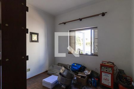 Casa à venda com 544m², 5 quartos e 5 vagas Casa à venda com 544m², 5 quartos e 5 vagasQuarto 5