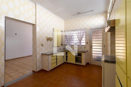 Casa à venda com 544m², 5 quartos e 5 vagas Casa à venda com 544m², 5 quartos e 5 vagasCozinha