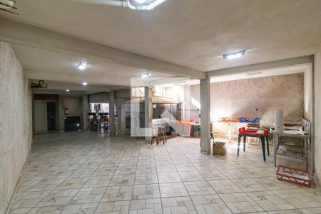 Casa à venda com 544m², 5 quartos e 5 vagas Casa à venda com 544m², 5 quartos e 5 vagasSalão 3