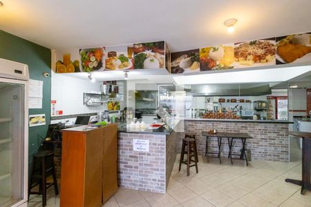 Casa à venda com 544m², 5 quartos e 5 vagas Casa à venda com 544m², 5 quartos e 5 vagasSalão 1