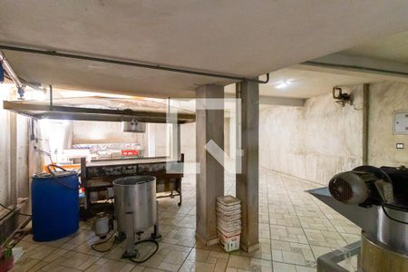 Casa à venda com 544m², 5 quartos e 5 vagas Casa à venda com 544m², 5 quartos e 5 vagasSalão 3