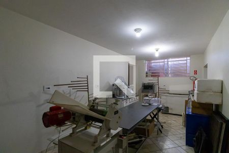 Casa à venda com 544m², 5 quartos e 5 vagas Casa à venda com 544m², 5 quartos e 5 vagasSalão 2