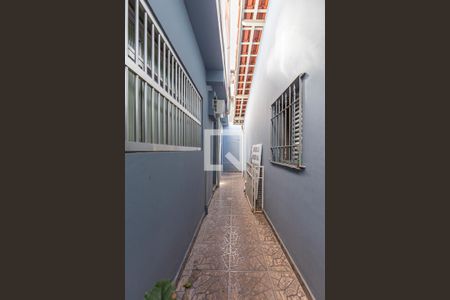 Casa à venda com 294m², 3 quartos e 4 vagas Casa à venda com 294m², 3 quartos e 4 vagasCorredor Externo