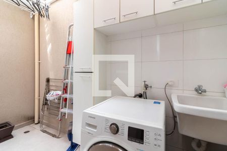 Casa de condomínio à venda com 62m², 2 quartos e 1 vagaÁrea de Serviço