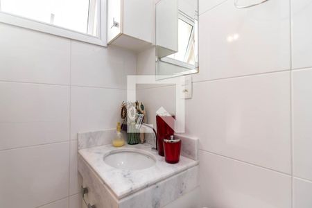 Casa de condomínio à venda com 62m², 2 quartos e 1 vagaBanheiro da Suíte 2