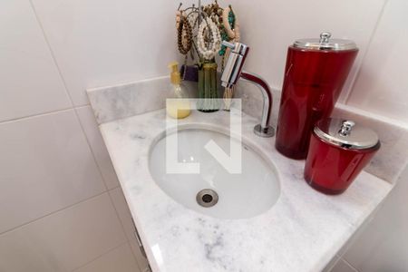 Casa de condomínio à venda com 62m², 2 quartos e 1 vagaBanheiro da Suíte 2