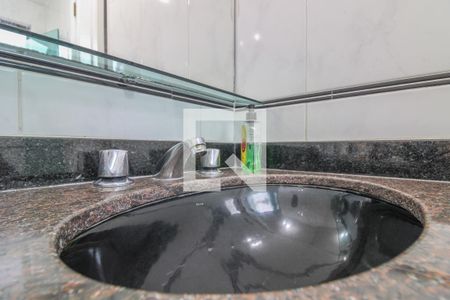 Apartamento à venda com 260m², 5 quartos e 4 vagasSuíte 5 - Banheiro