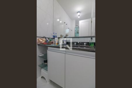Apartamento à venda com 260m², 5 quartos e 4 vagasSuíte 5 - Banheiro